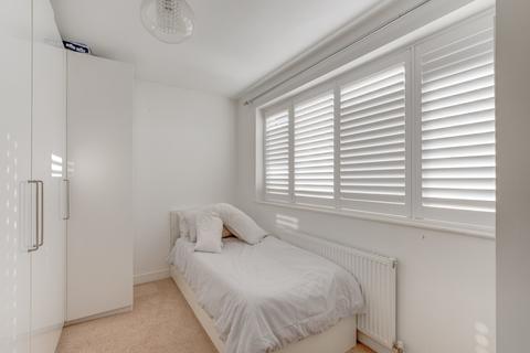 2 Beverley Close, Astwood Bank, Redditch, B96 6DX