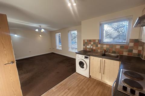 2 bedroom flat to rent, Oatmeal Court Millers Green, Nottingham, Nottinghamshire, NG2