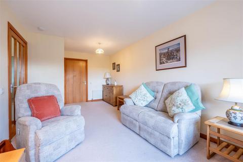 2 bedroom bungalow for sale, Traquair Gardens, Perth