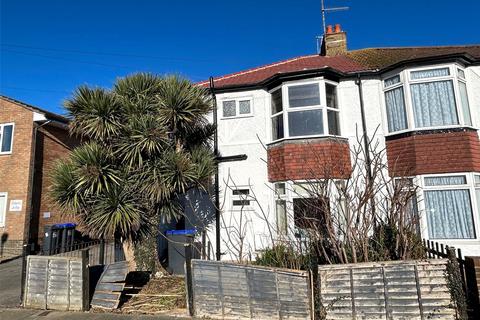 2 bedroom flat for sale, Roberts Road, Lancing, West Sussex, BN15