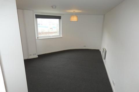 Studio to rent, Blackfriars Road, Glasgow G1