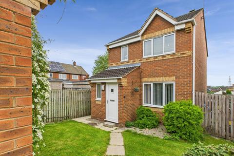 3 bedroom detached house for sale, Dickens Drive, Castleford
