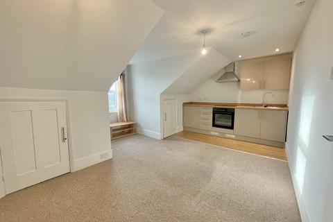 1 bedroom flat to rent, Pevensey Road, Eastbourne BN22