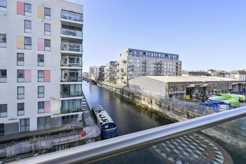 2 bedroom flat for sale, Abbotts Wharf, Tower Hamlets, London, E14