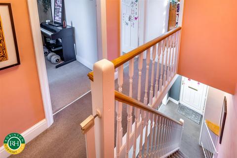 18 Avondale Road, Doncaster, DN2 6DE