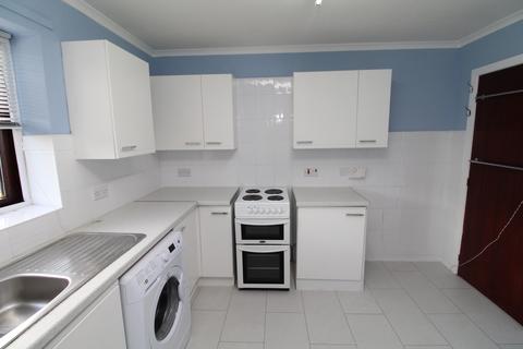 2 bedroom flat to rent, Grierson Street, Glasgow G33