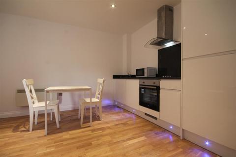 2 bedroom apartment to rent, Falconars House, City Centre