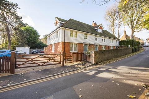 3 bedroom end of terrace house for sale, Tollgate Yard  High Street, Farningham DA4