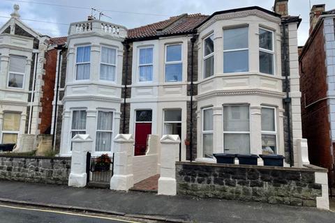 Studio to rent, Walliscote Road South, Weston-super-Mare, North Somerset