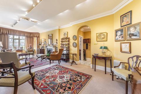 2 bedroom apartment for sale, Clive Court, London, W9