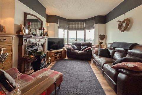 6 Bushy Park, Wainfelin, Pontypool, NP4 6ED