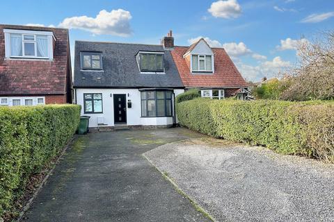 3 bedroom semi-detached house for sale, Broom Lane, Whickham, Newcastle upon Tyne, Tyne and Wear, NE16 4QU