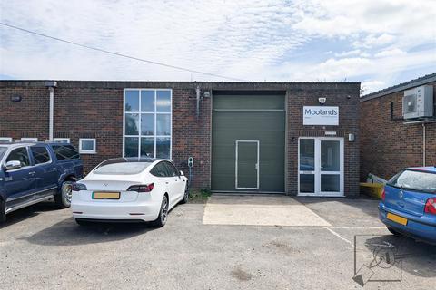 Warehouse to rent, Wrotham Road, Meopham, Gravesend