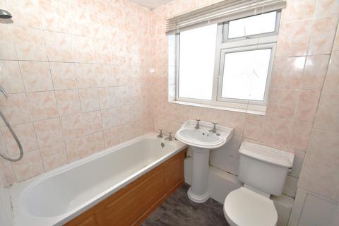 2 bedroom end of terrace house for sale, Lime Kiln Road, Tiverton, Devon, EX16