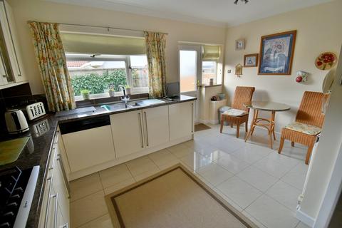 3 bedroom detached bungalow for sale, Everglades Close, Ferndown, BH22