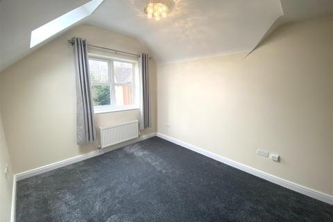 2 bedroom apartment to rent, Quarry Court, Tamworth, Staffordshire