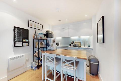 1 bedroom flat to rent, Tiltman Place, London