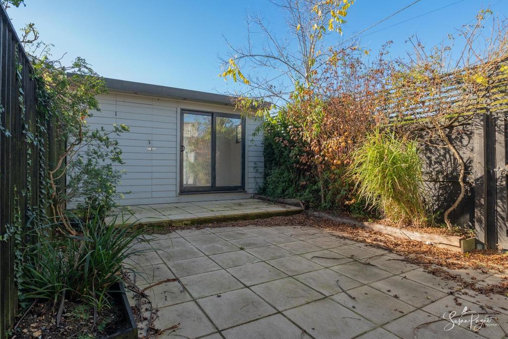 Courtyard Garden