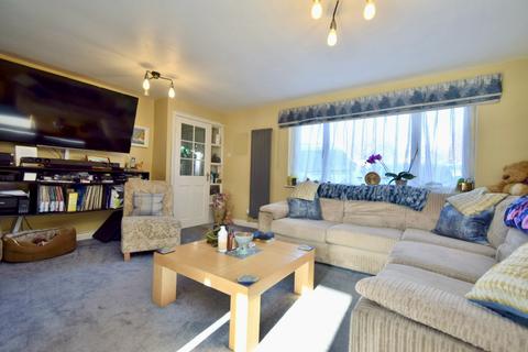 4 bedroom semi-detached house for sale, Burley Close, Desford, Leicester, LE9