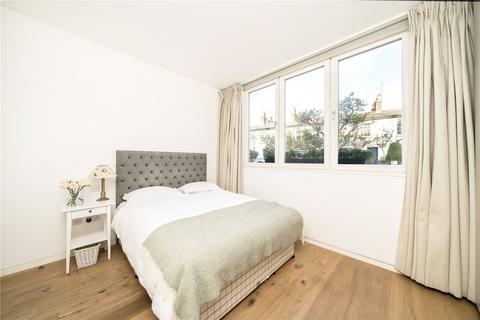 2 bedroom mews for sale, London W11