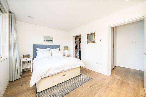 2 bedroom mews for sale, London W11