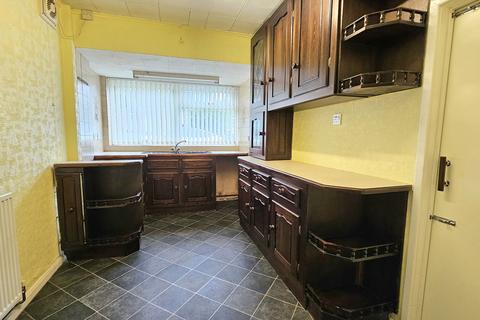 3 bedroom semi-detached house for sale, Clent Road, Stourbridge DY8