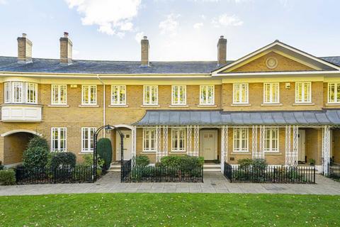 4 bedroom house for sale, Lakeside Grange, Weybridge KT13