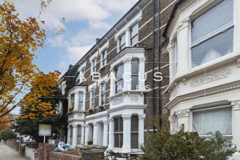 Studio to rent, Fernhead Road, London W9