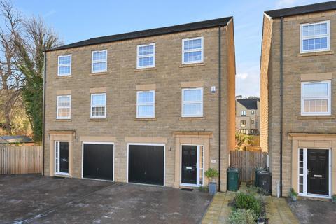 4 bedroom semi-detached house for sale, Canal Close, Apperley Bridge, Bradford