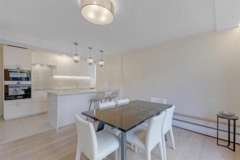 2 bedroom flat to rent, Bourdon Street, London, W1