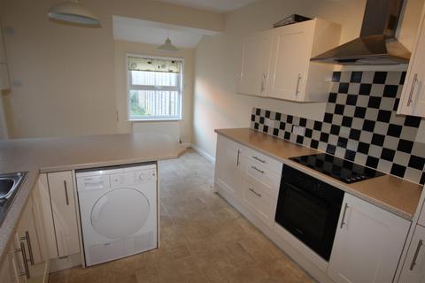 3 bedroom terraced house to rent, Archers Road, Eastleigh