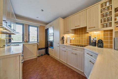 3 bedroom detached house for sale, Derriads Lane, Chippenham