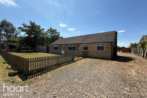 Caravelle Chalk Road, Walpole St Peter, Wisbech, PE14 7PN