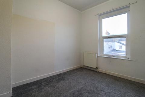 3 bedroom terraced house to rent, Battison Street, Bedford