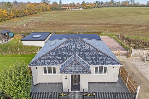 3 bedroom detached bungalow for sale, Hunsdon, BRAND NEW BUNGALOW