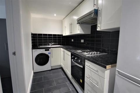 2 bedroom apartment to rent, Edwin Road, Hyde Park, Leeds, LS6 1NL