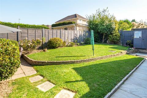 2 bedroom detached bungalow for sale, Downsview Drive, Midhurst, GU29