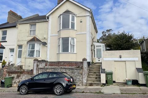 3 bedroom terraced house to rent, Kenwyn Road, Torquay TQ1