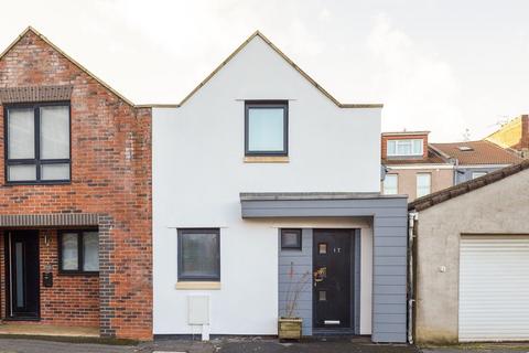 2 bedroom semi-detached house for sale, Murray Street, Southville