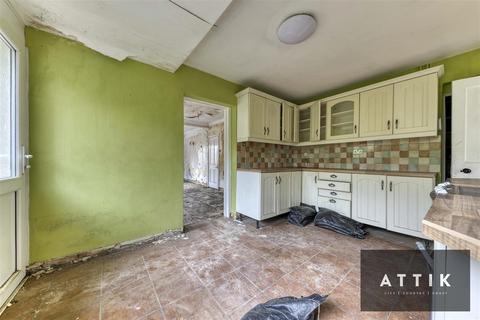 2 bedroom detached bungalow for sale, Norwich Road, Attleborough