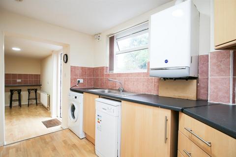 4 bedroom end of terrace house to rent, Shortridge Terrace, Newcastle Upon Tyne NE2