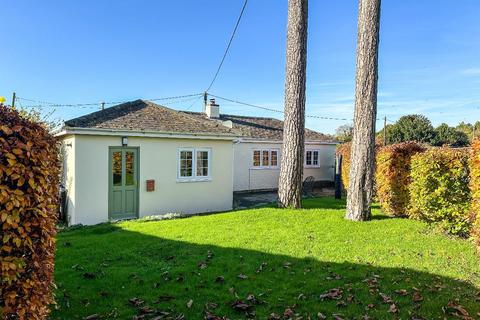 2 bedroom bungalow to rent, Durrington, Salisbury SP4