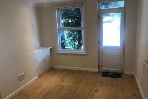 3 bedroom terraced house to rent, Bulwer Road, Ipswich IP1