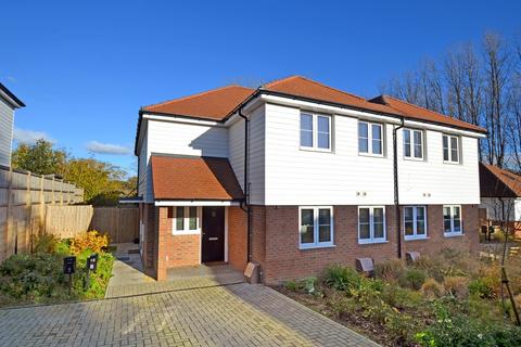 2 bedroom flat for sale, Vineyards Close, Old London Road, Washington, West Sussex, RH20