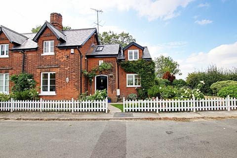 3 bedroom semi-detached house to rent, Bentley Heath Lane, Bentley Heath, Barnet, Hertfordshire, EN5