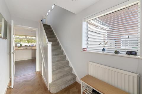 46 Allington Road, Paddock Wood, Tonbridge, TN12 6AN
