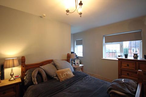 20 Ashfield Crescent, Wollescote, Stourbridge, DY9 9AZ