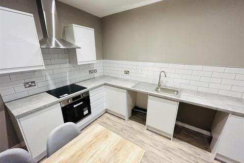 2 bedroom apartment to rent, Hyde Park Villas, Hyde Park, Leeds, LS6 1BH