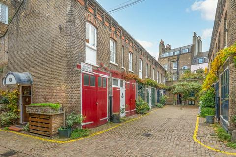 2 bedroom mews to rent, Lucerne Mews, Hillgate Village, London, W8