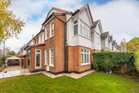 4 bedroom terraced house to rent, Kingston Road, Teddington, TW11